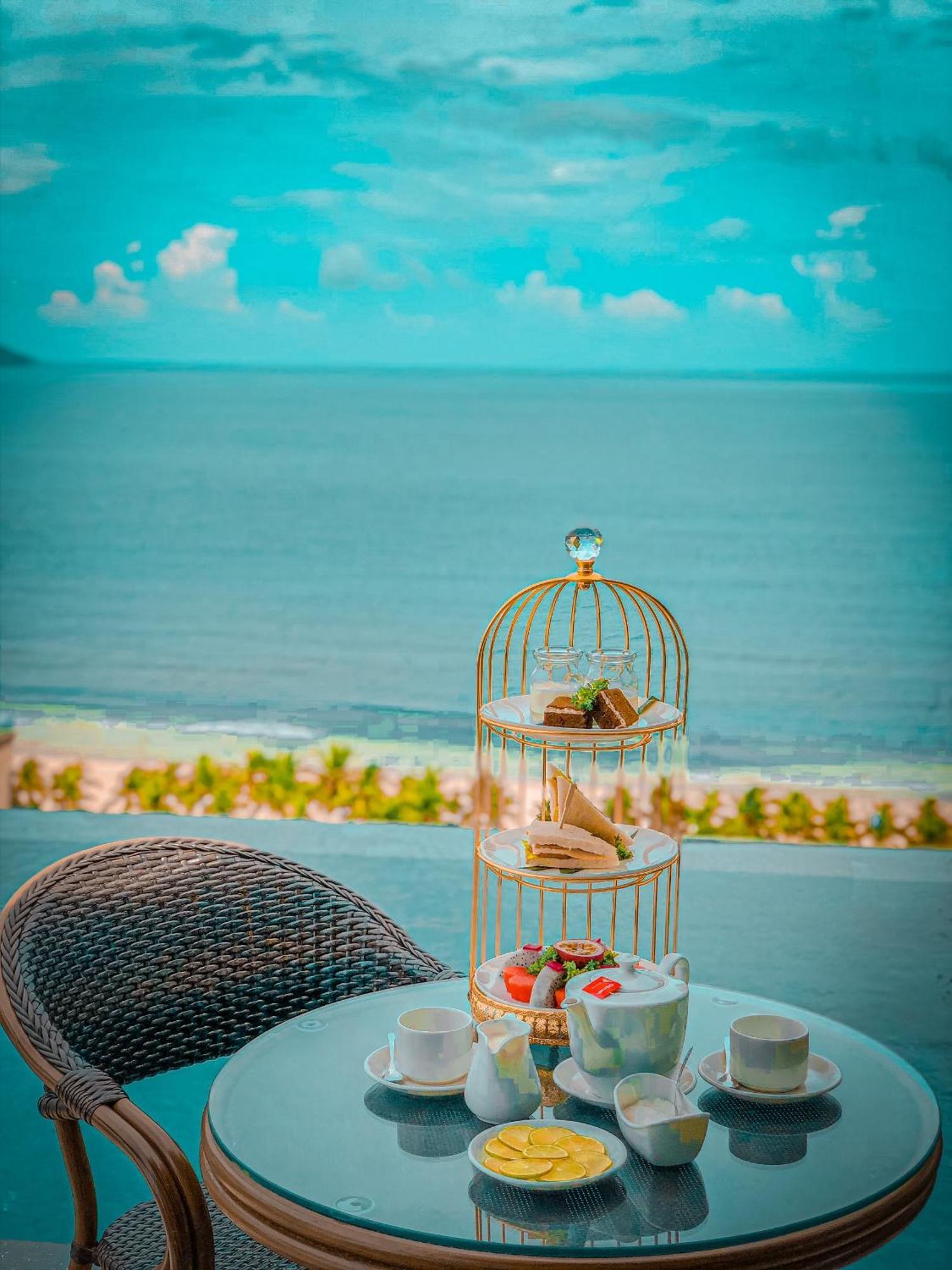 Santa Luxury Hotel Da Nang Exterior foto